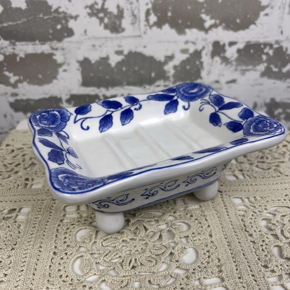 Vtg 90's Bella Casa Soap Dish Blue White Flowers Ceramic Footed Country Cottage